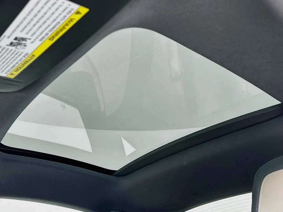 2025 Porsche 992 Carrera - Image 23 of 31