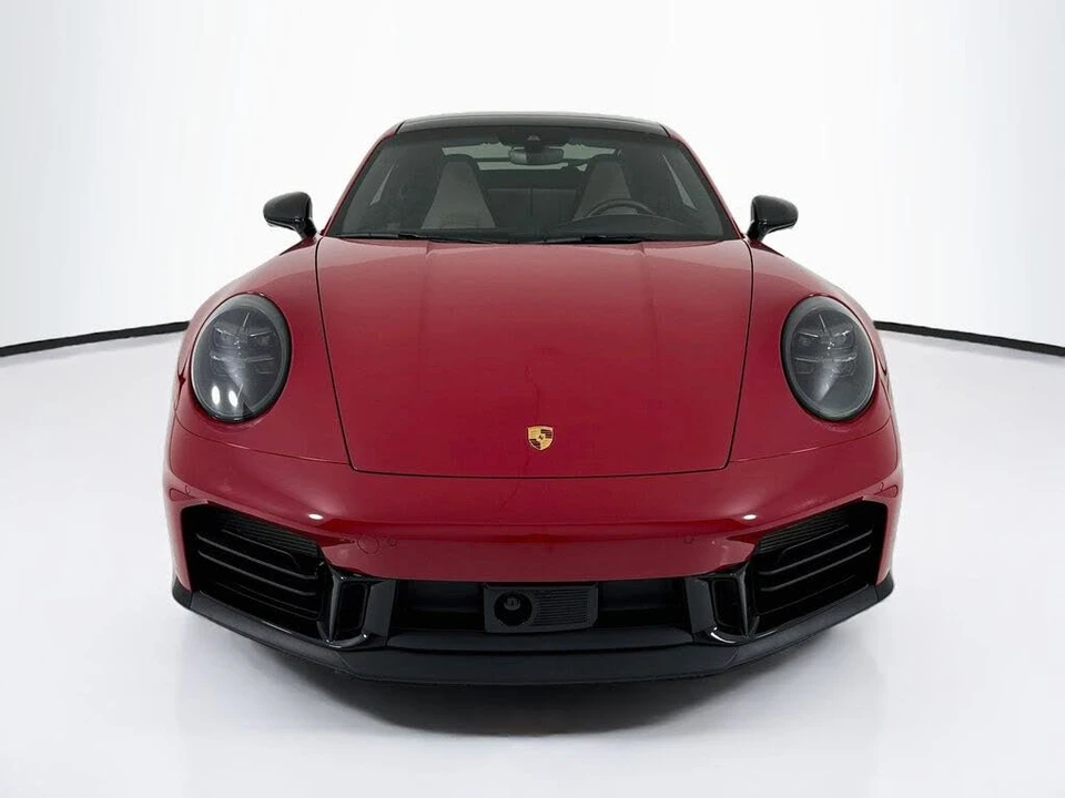 2025 Porsche 992 Carrera - Image 6 of 31