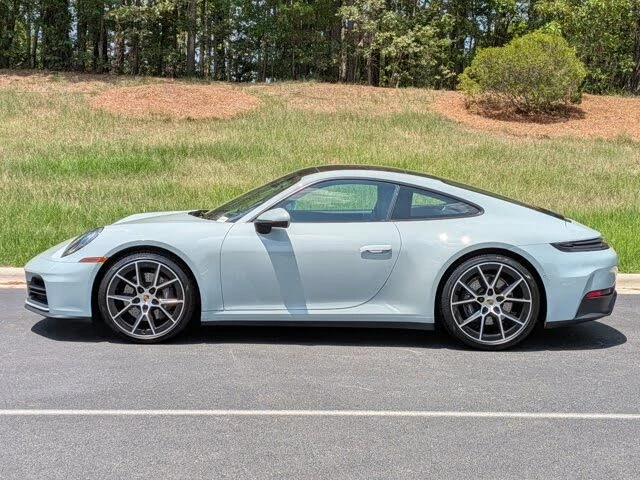 2025 Porsche 992 Carrera - Image 2 of 31