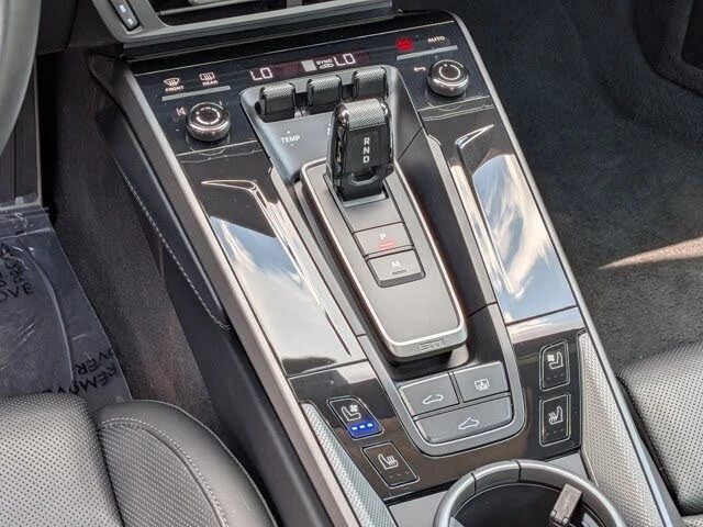 2025 Porsche 992 Carrera - Image 18 of 31