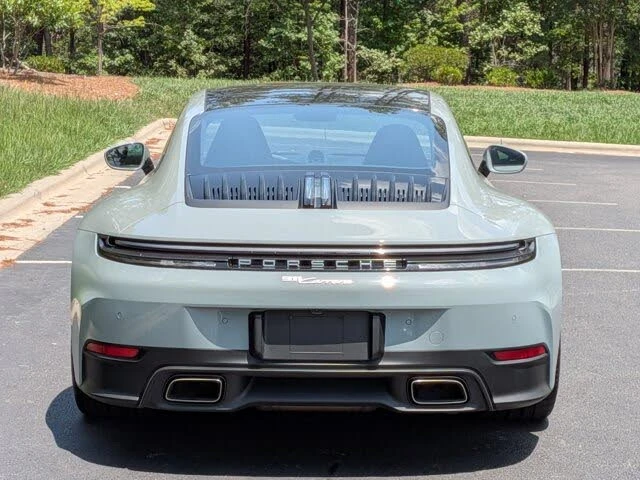 2025 Porsche 992 Carrera - Image 29 of 31