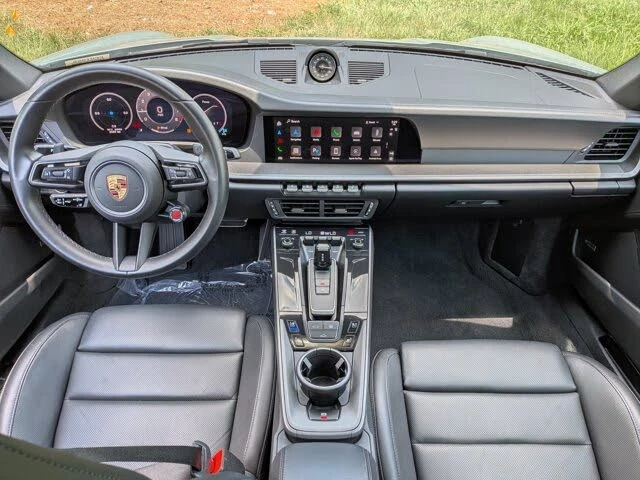2025 Porsche 992 Carrera - Image 21 of 31