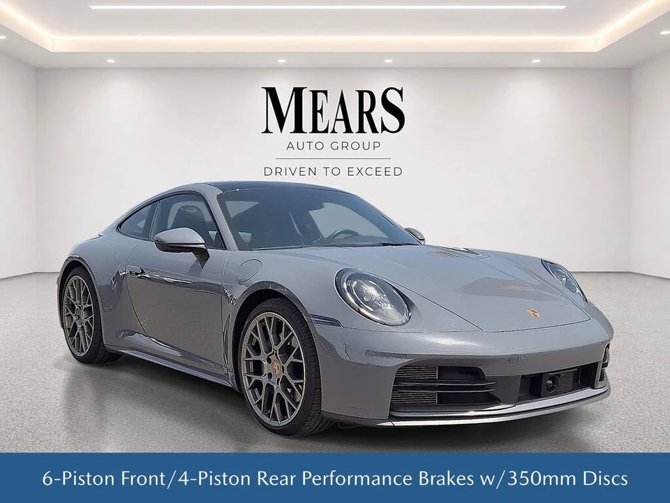 2025 Porsche 992 Carrera - Image 8 of 31