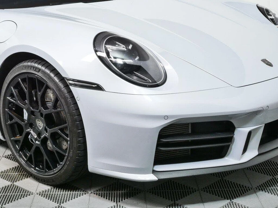 2025 Porsche 992 Carrera - Image 31 of 31