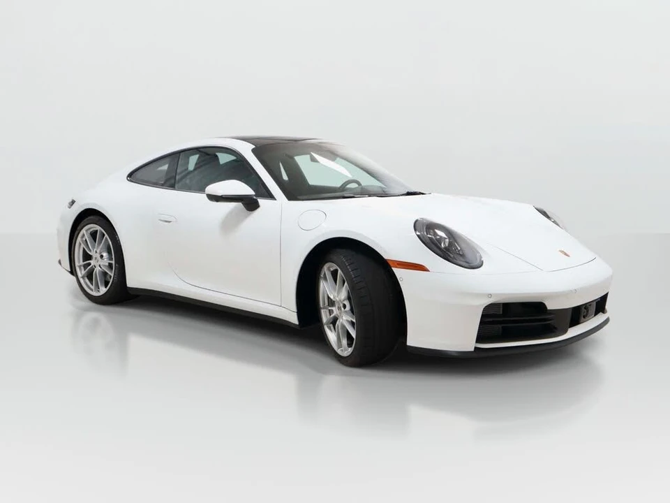 2025 Porsche 992 Carrera - Image 7 of 31