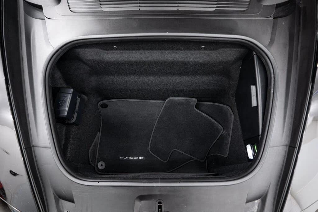2025 Porsche 992 Carrera - Image 24 of 25