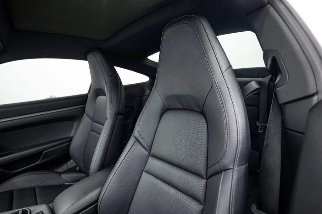 2025 Porsche 992 Carrera - Image 22 of 25