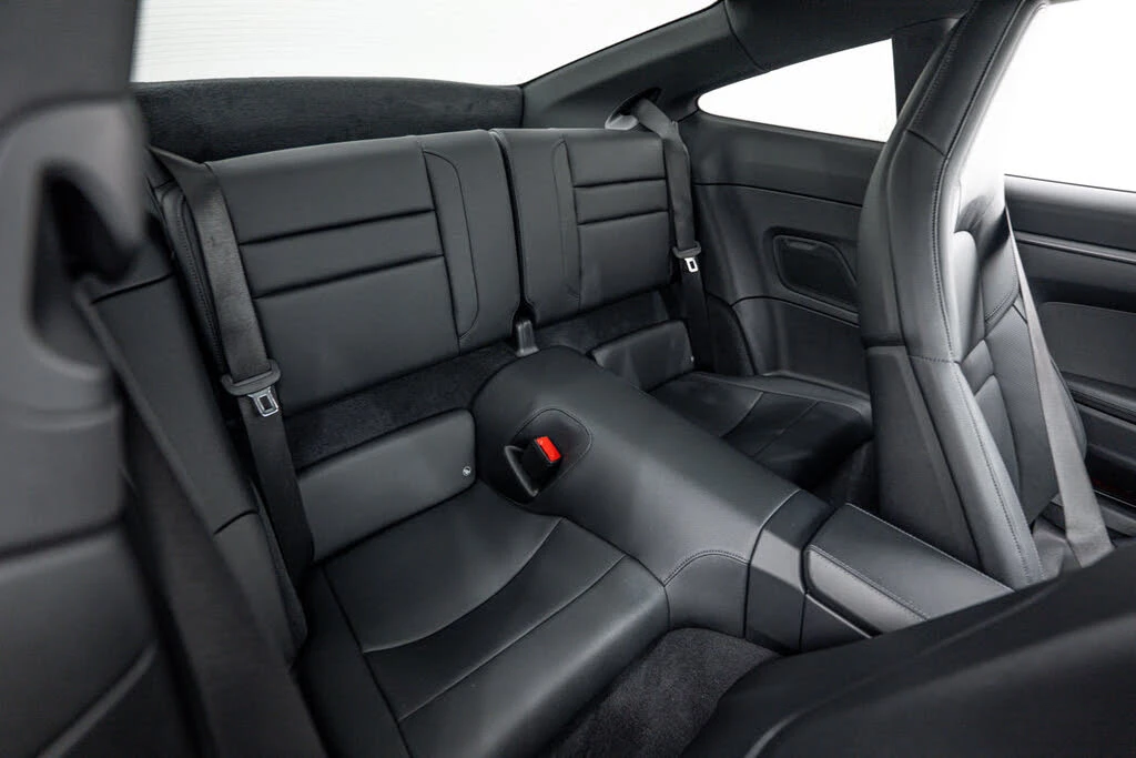 2025 Porsche 992 Carrera - Image 15 of 25