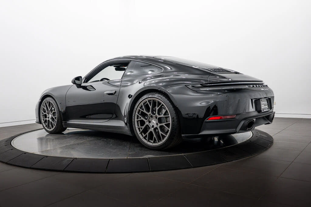 2025 Porsche 992 Carrera - Image 3 of 25