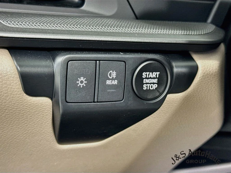 2025 Porsche 992 Carrera - Image 10 of 31