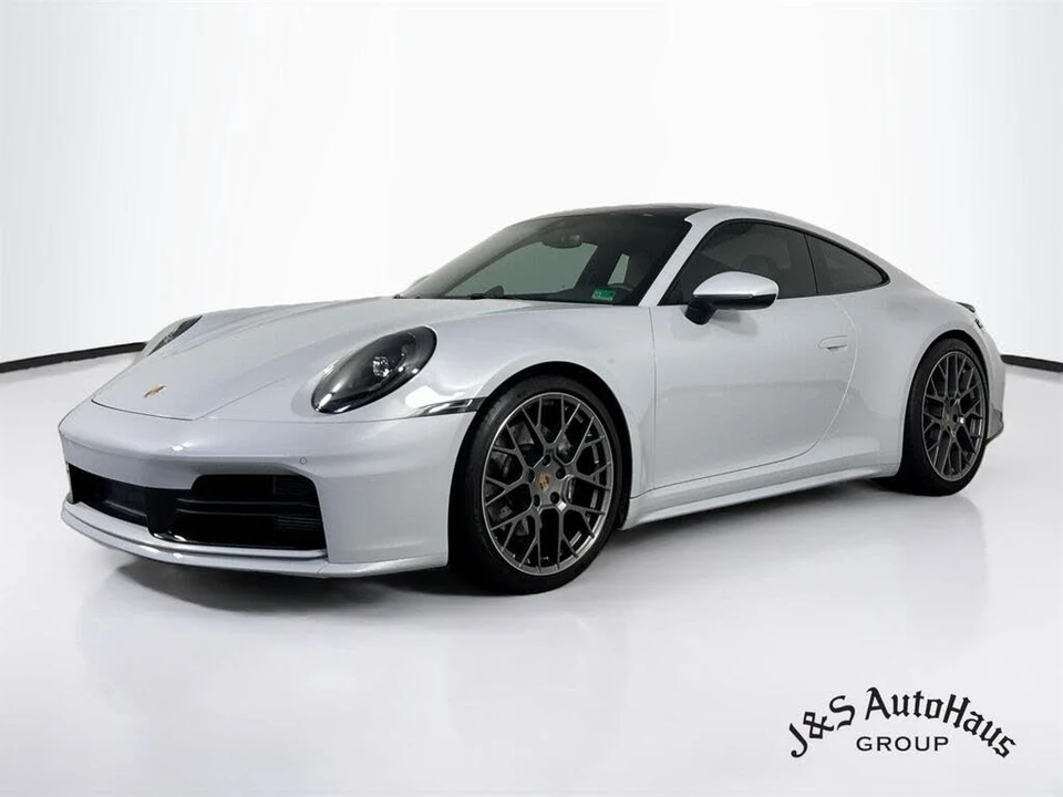 2025 Porsche 992 Carrera - Image 3 of 31