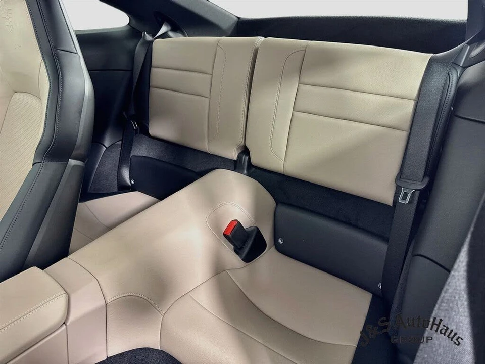 2025 Porsche 992 Carrera - Image 28 of 31