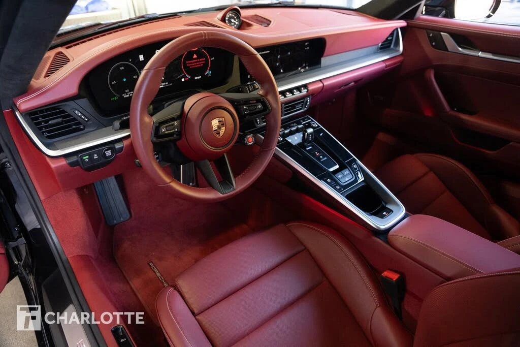 2025 Porsche 992 Carrera - Image 18 of 31