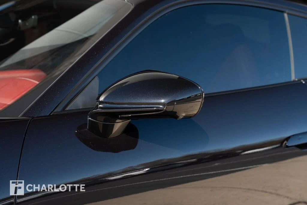 2025 Porsche 992 Carrera - Image 9 of 31