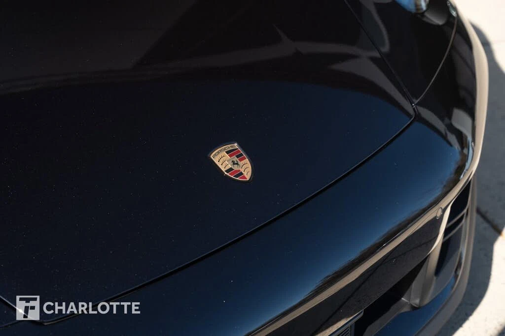 2025 Porsche 992 Carrera - Image 3 of 31