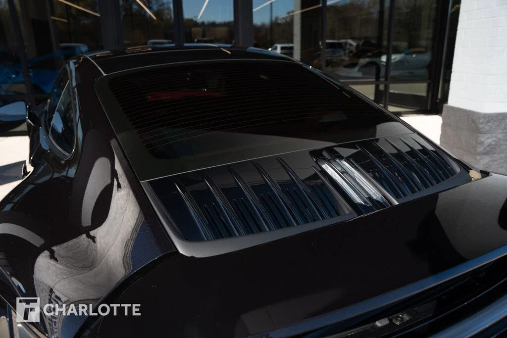 2025 Porsche 992 Carrera - Image 15 of 31