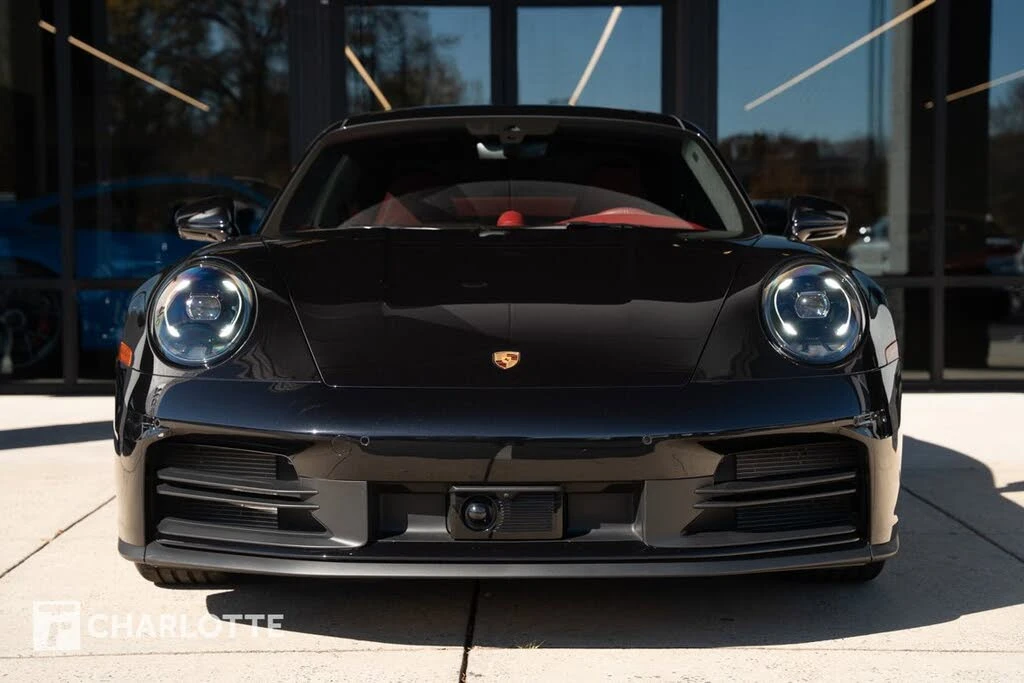 2025 Porsche 992 Carrera - Image 5 of 31
