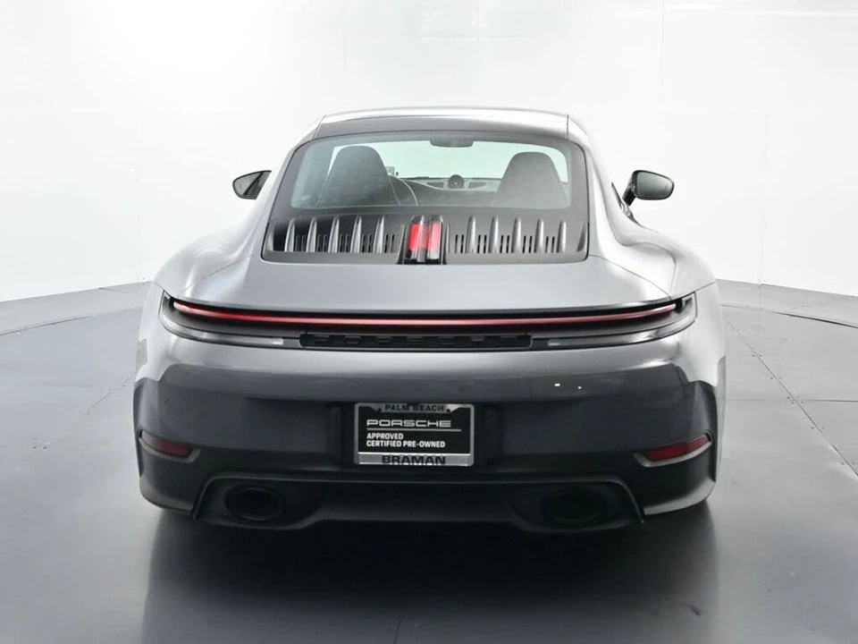 2025 Porsche 992 Carrera - Image 13 of 31