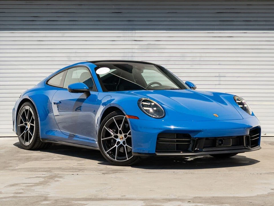 2025 Porsche 992 Carrera - Image 29 of 31