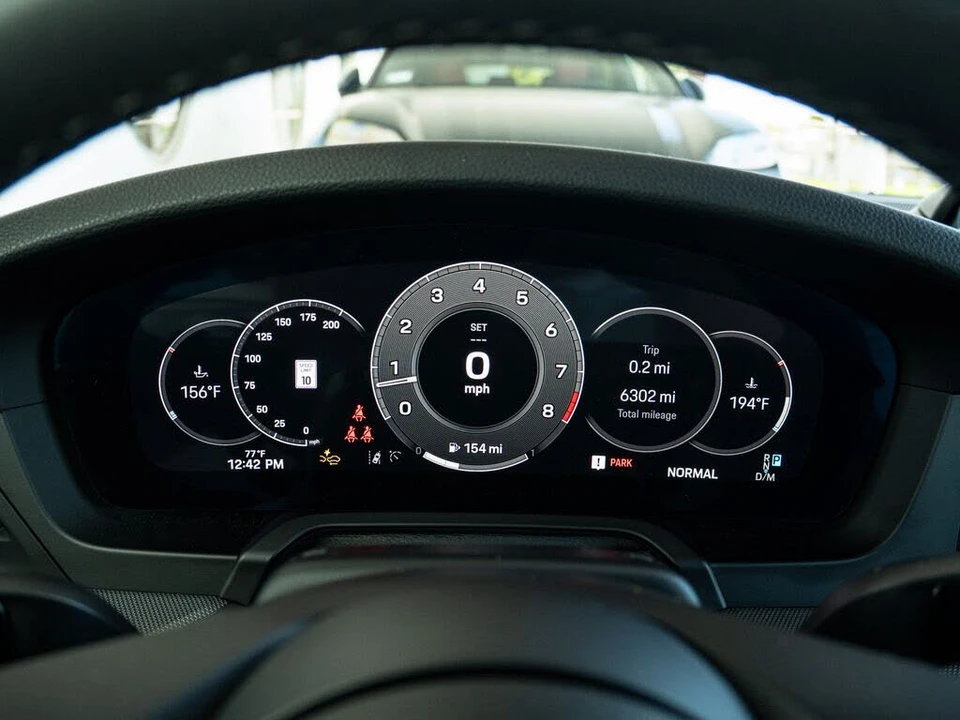 2025 Porsche 992 Carrera - Image 7 of 31