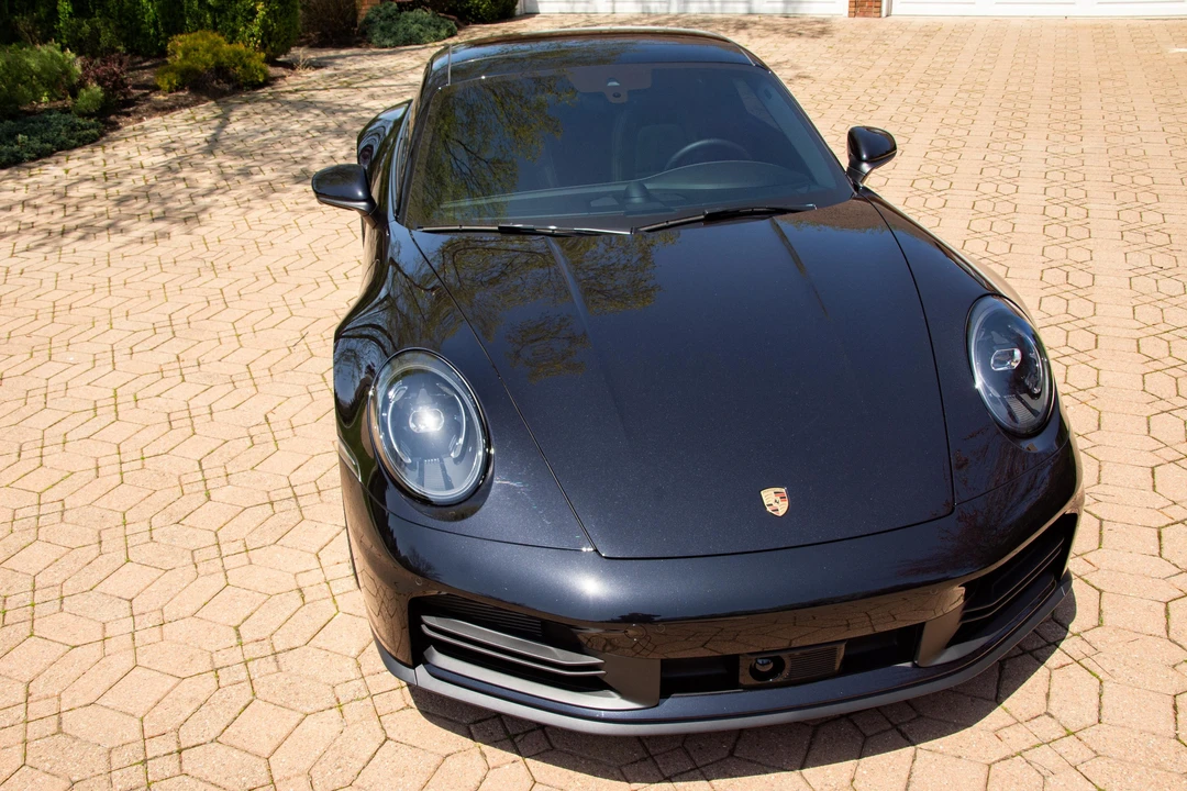 2025 Porsche 992 Carrera - Image 10 of 31