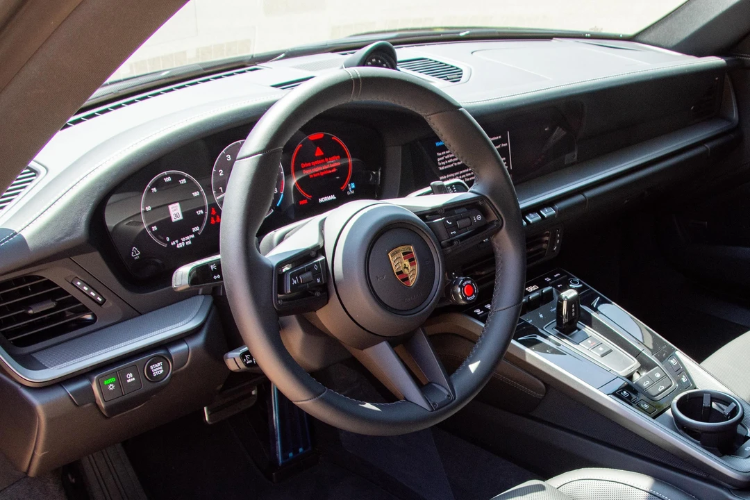 2025 Porsche 992 Carrera - Image 31 of 31