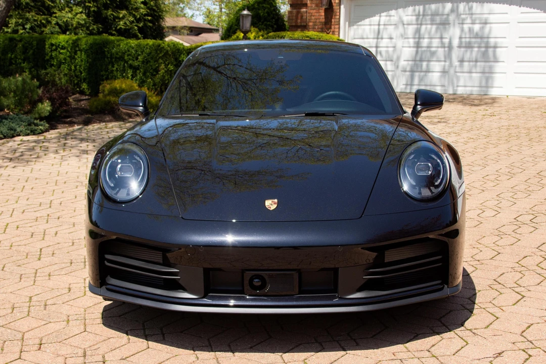 2025 Porsche 992 Carrera - Image 2 of 31