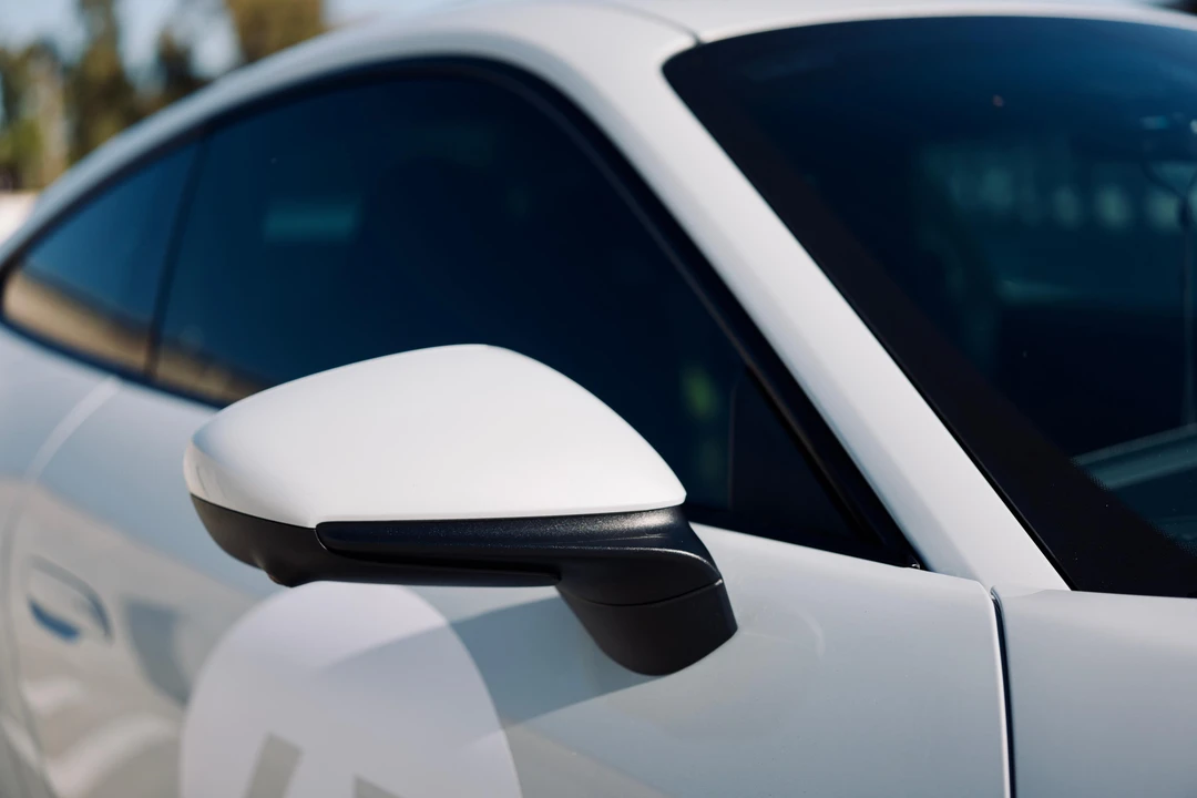 2025 Porsche 992 Carrera - Image 30 of 31