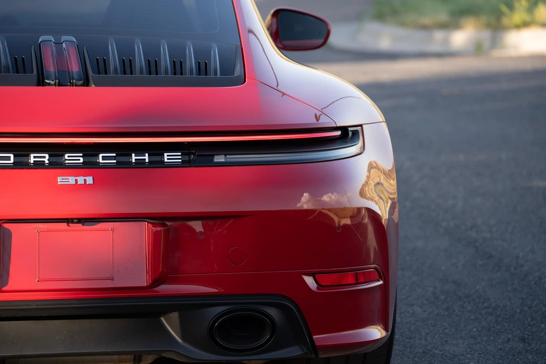 2025 Porsche 992 Carrera - Image 29 of 31