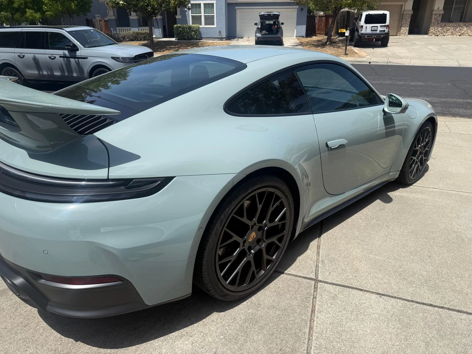 2025 Porsche 992 Carrera - Image 23 of 31