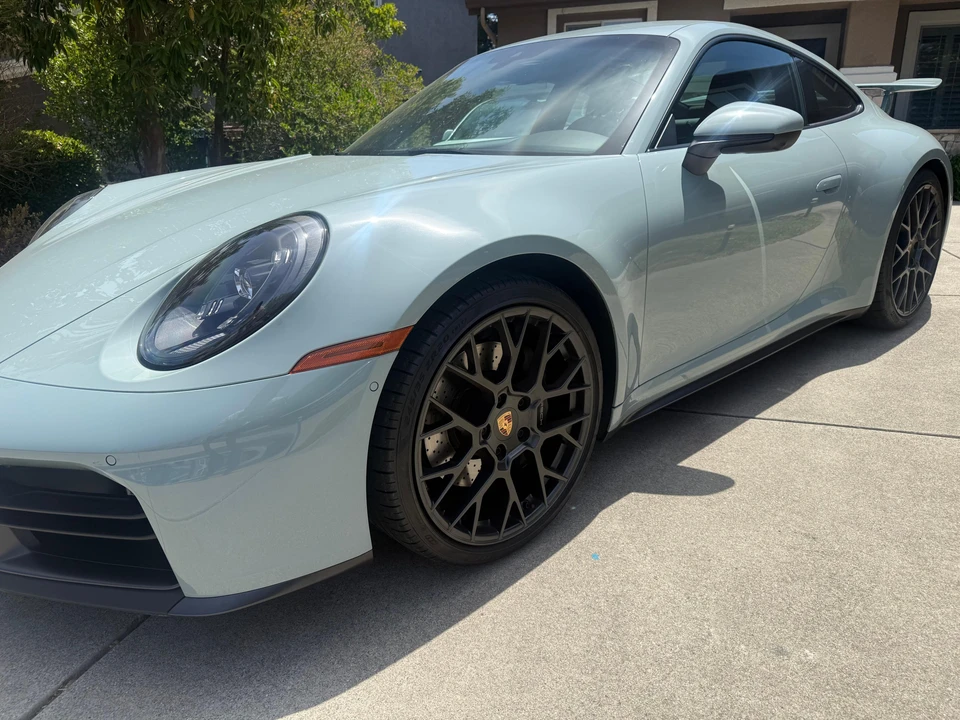 2025 Porsche 992 Carrera - Image 18 of 31