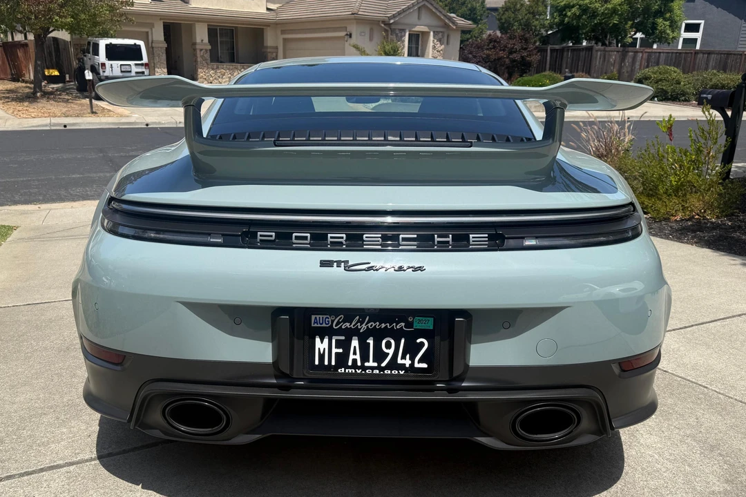 2025 Porsche 992 Carrera - Image 5 of 31