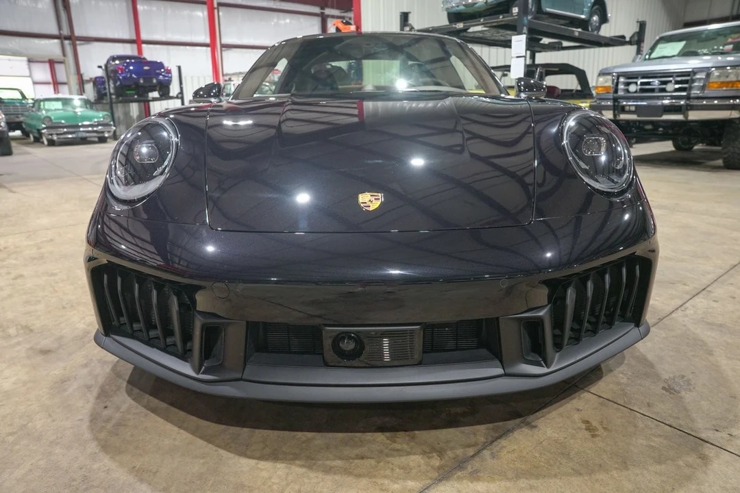 2025 Porsche 992 Carrera GTS - Image 13 of 31
