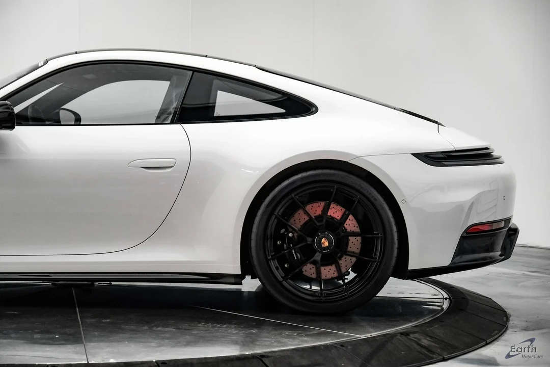 2025 Porsche 992 Carrera GTS - Image 8 of 12