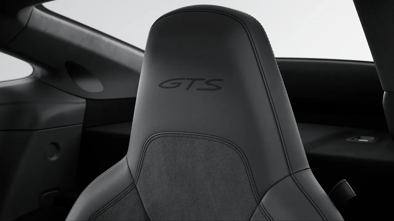 2025 Porsche 992 Carrera GTS - Image 4 of 7