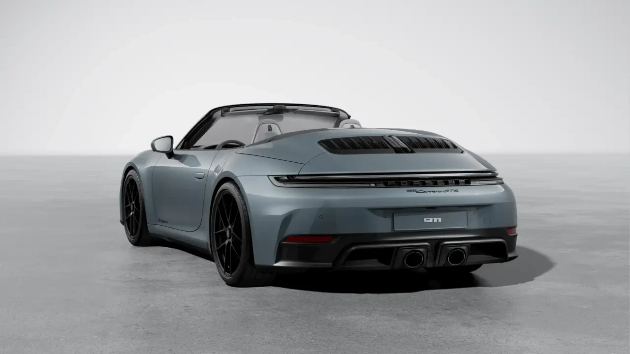 2025 Porsche 911 - Image 25 of 31