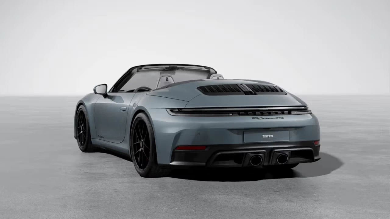 2025 Porsche 911 - Image 21 of 31