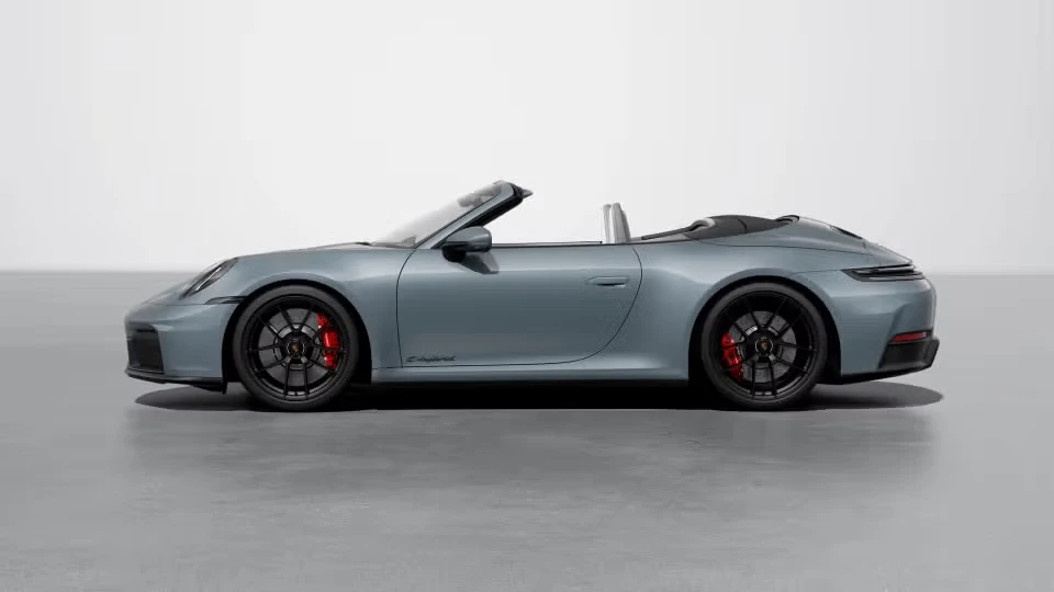 2025 Porsche 911 - Image 12 of 31