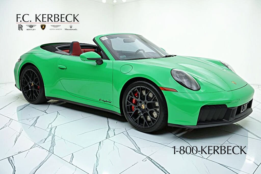 2025 Porsche 992 Carrera GTS - Image 16 of 31