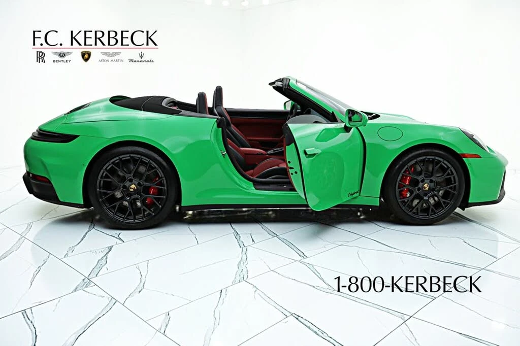 2025 Porsche 992 Carrera GTS - Image 14 of 31
