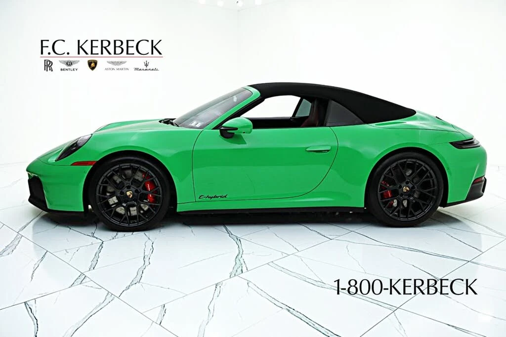 2025 Porsche 992 Carrera GTS - Image 21 of 31