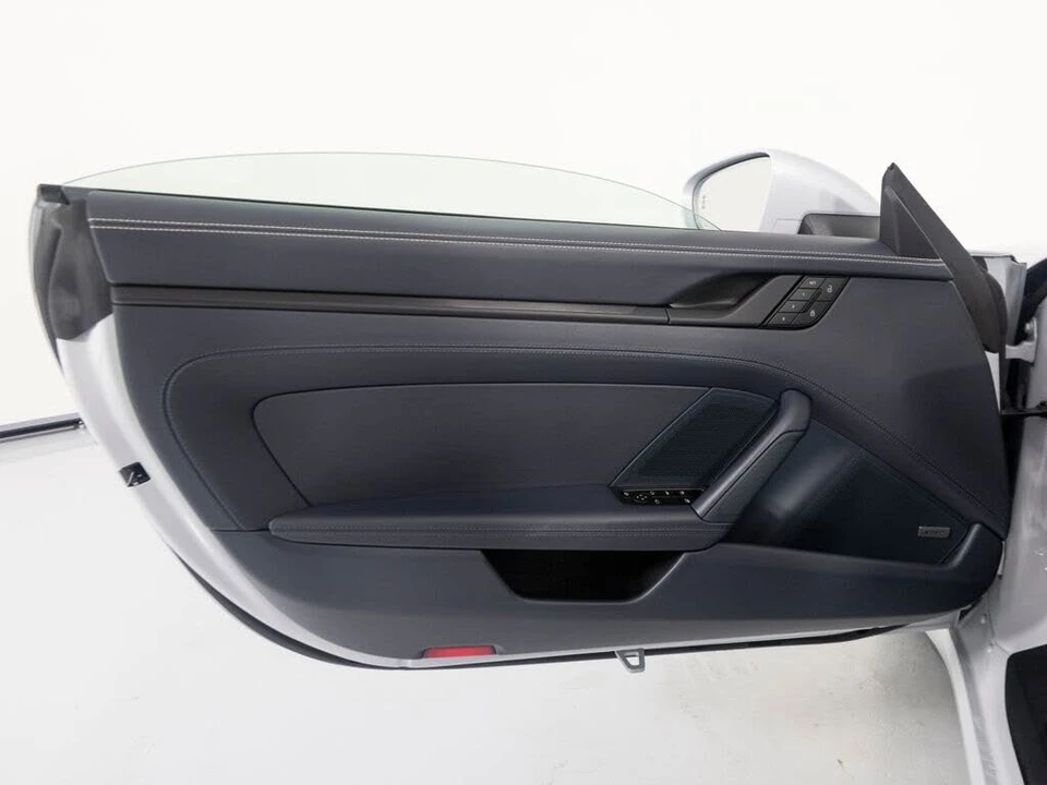 2025 Porsche 992 Carrera GTS - Image 19 of 31