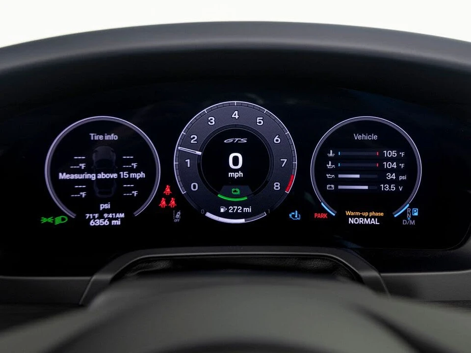 2025 Porsche 992 Carrera GTS - Image 23 of 31