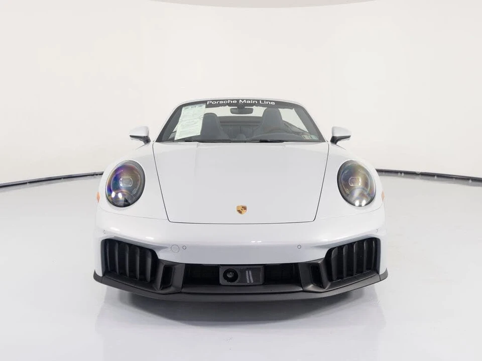 2025 Porsche 992 Carrera GTS - Image 14 of 31