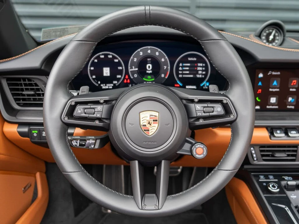 2025 Porsche 992 Carrera GTS - Image 23 of 31