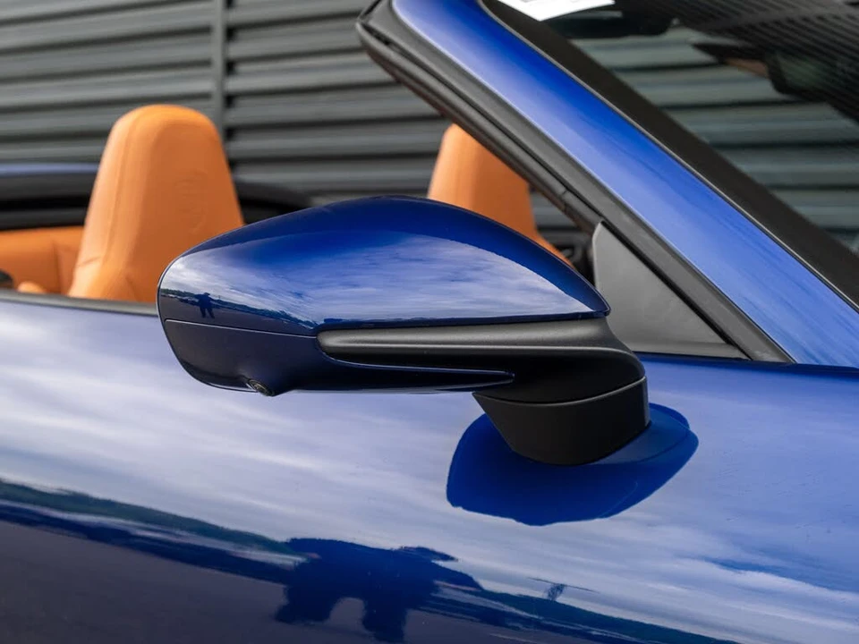2025 Porsche 992 Carrera GTS - Image 17 of 31