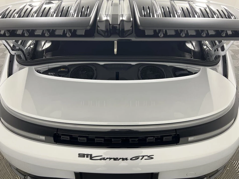 2025 Porsche 992 Carrera GTS - Image 21 of 25