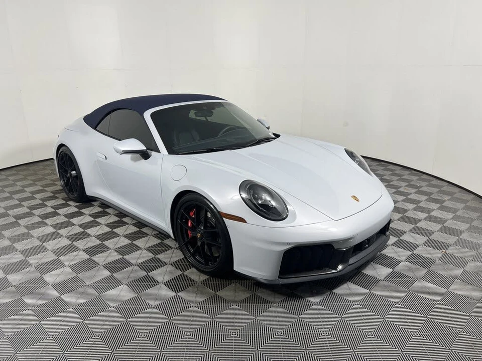 2025 Porsche 992 Carrera GTS - Image 9 of 25