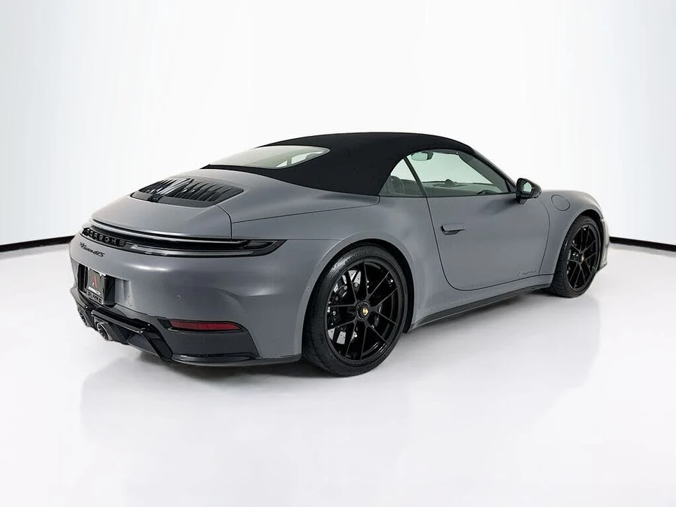 2025 Porsche 992 Carrera GTS - Image 9 of 31