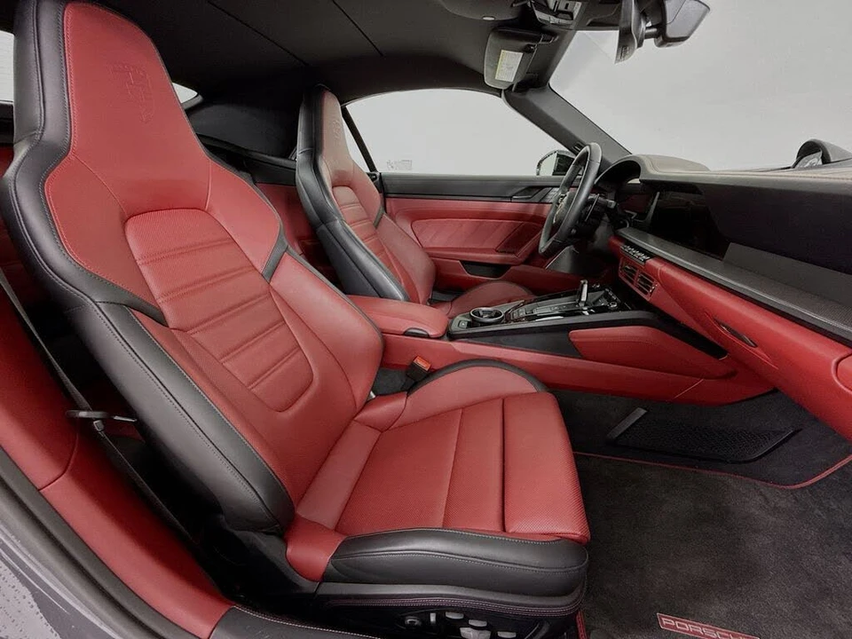 2025 Porsche 992 Carrera GTS - Image 28 of 31